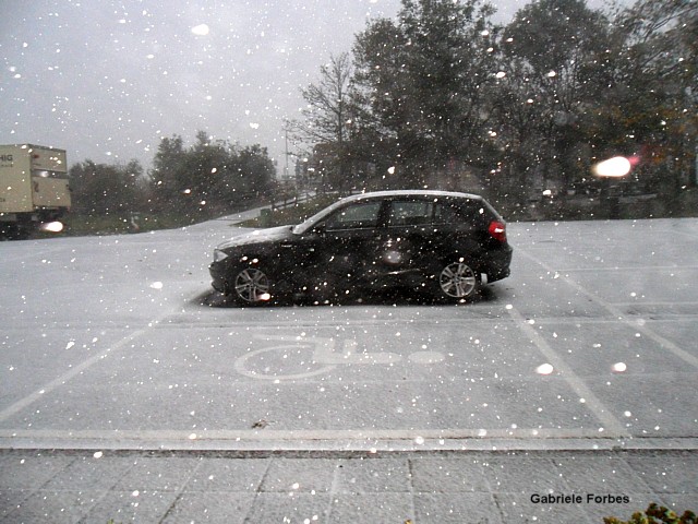 Der erste Schnee auf der Wasserkuppe 8.10.2011